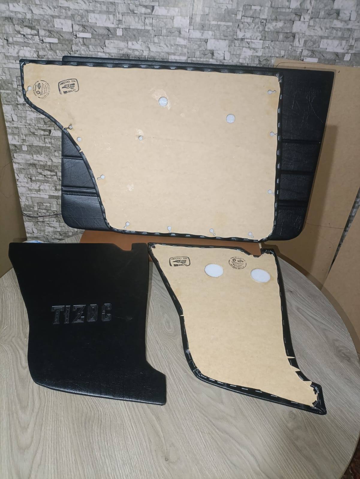 Panel de auto clásico restaurado - Proyecto 13